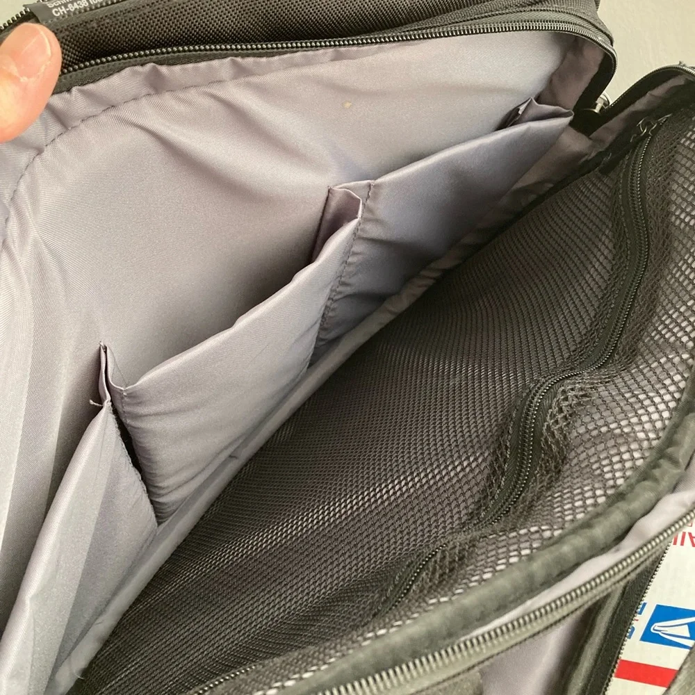 Swiss Gear loptop messenger bag